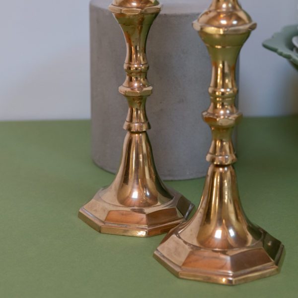 Paire N1 Bougeoirs anciens en laiton – Image 3