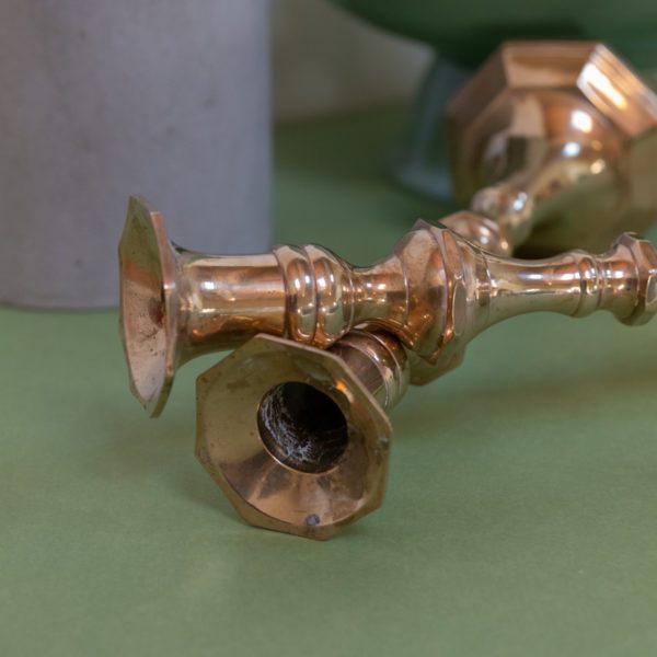 Paire N1 Bougeoirs anciens en laiton – Image 4