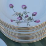 Assiettes creuses "trèfle des près" porcelaine de Limoges – Image 3