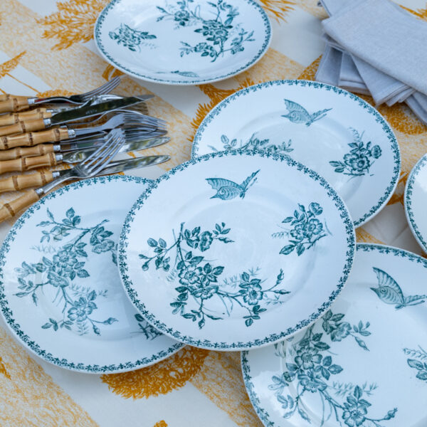 Six assiettes terre de fer modèle Églantine – Image 3